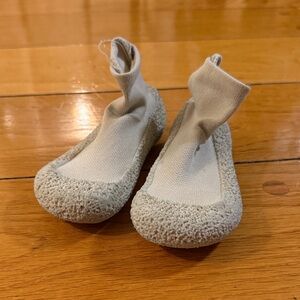 Cozy Kids Slip-On Shoes/Slippers - Cream